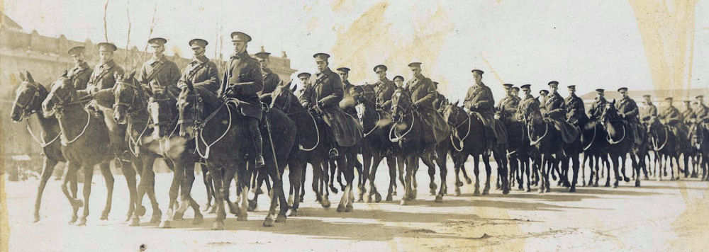 4th CMR in training, most probably at the Canadian National Exhibition grounds, Toronto, in early 1915. Image credit: Trafalgar Twp Historical Society