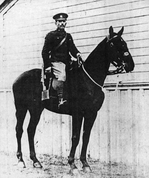 Frank Forsdike on his horse - 9th MH